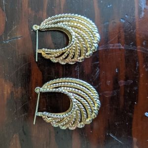 Vintage gold earrings